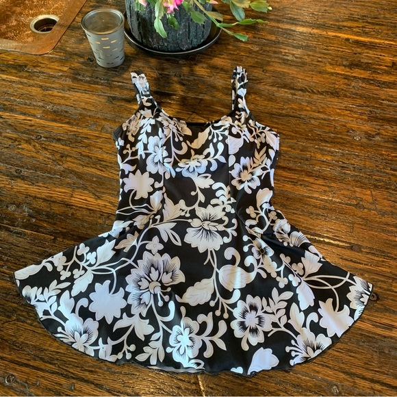 Tropical Floral Bathing Swim Suit LeCove One Piece Spandex 16 - Picture 1 of 16